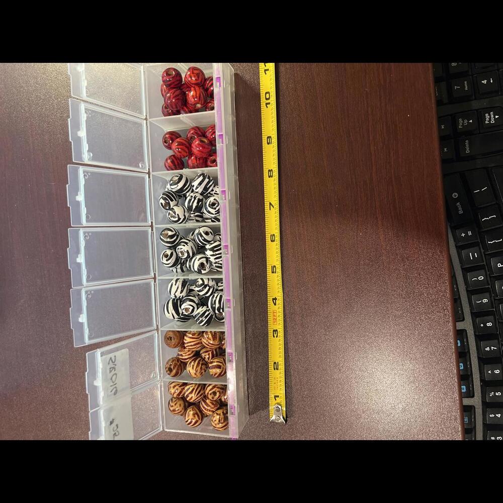 Colorful Assorted Wooden Beads Set With Organizer (Sr016)